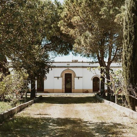 Bio-Agriturismo Masseria La Palombara 살베 외부 사진