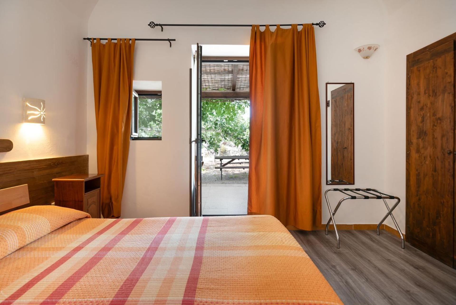 Bio-Agriturismo Masseria La Palombara 살베 외부 사진