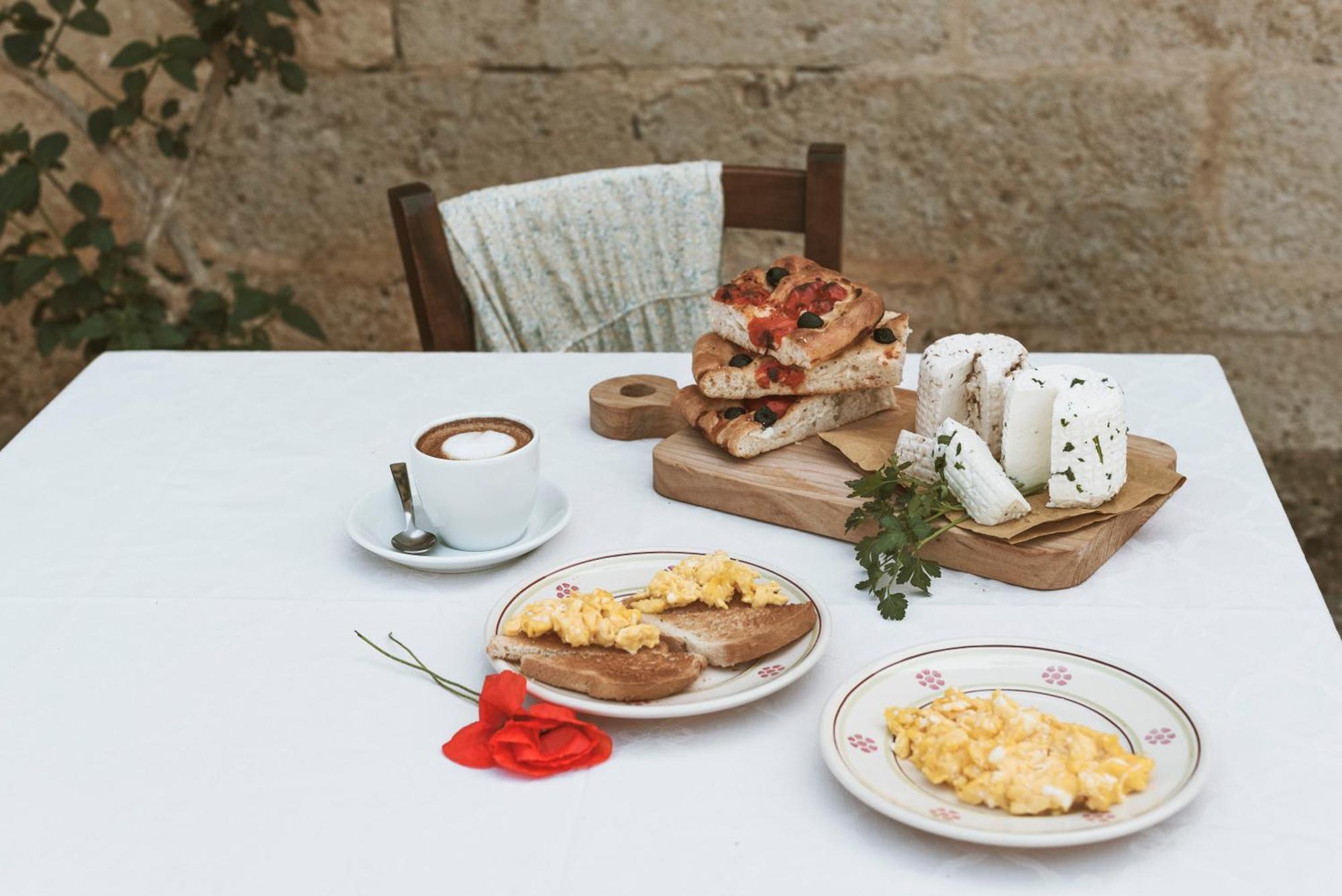 Bio-Agriturismo Masseria La Palombara 살베 외부 사진