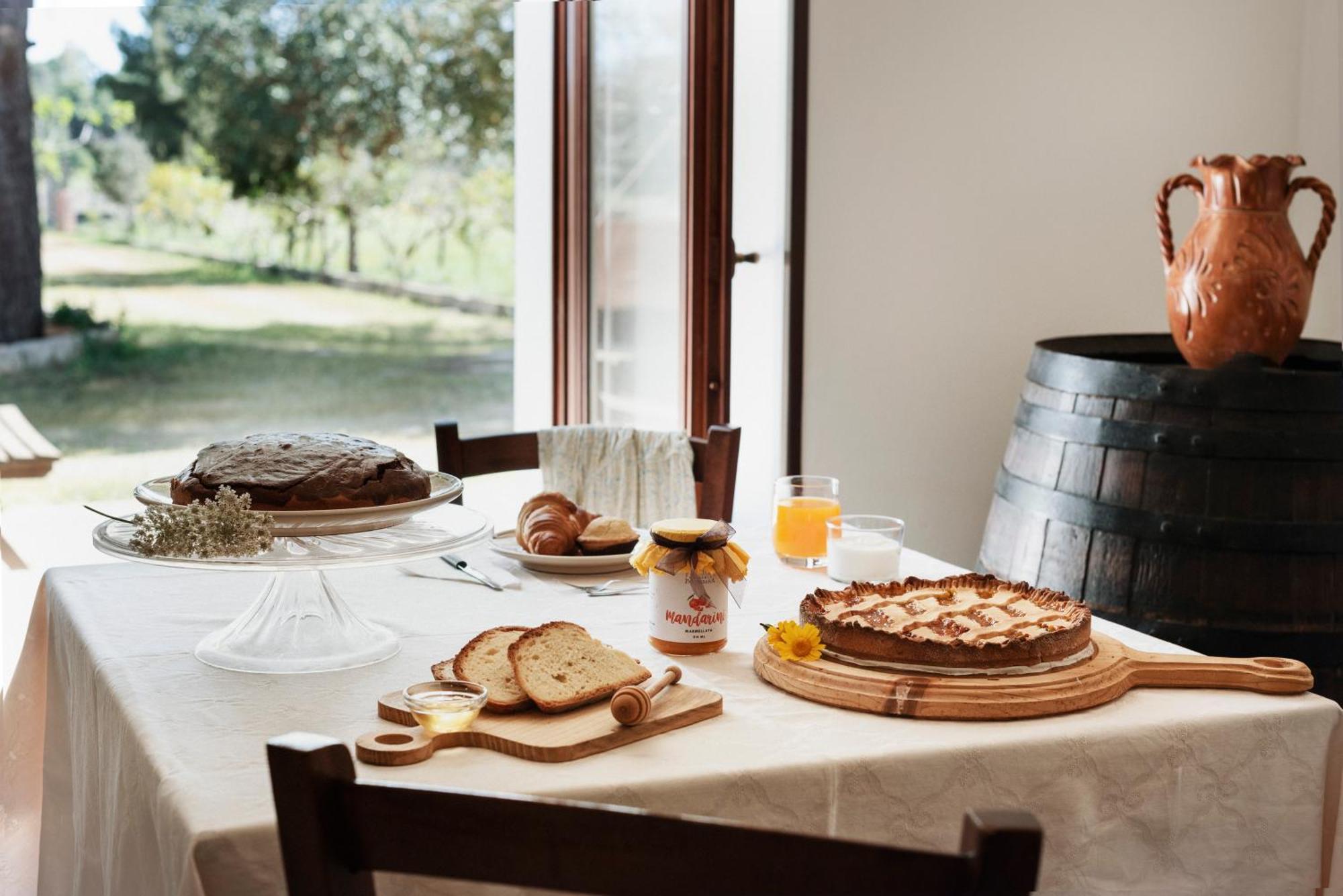 Bio-Agriturismo Masseria La Palombara 살베 외부 사진