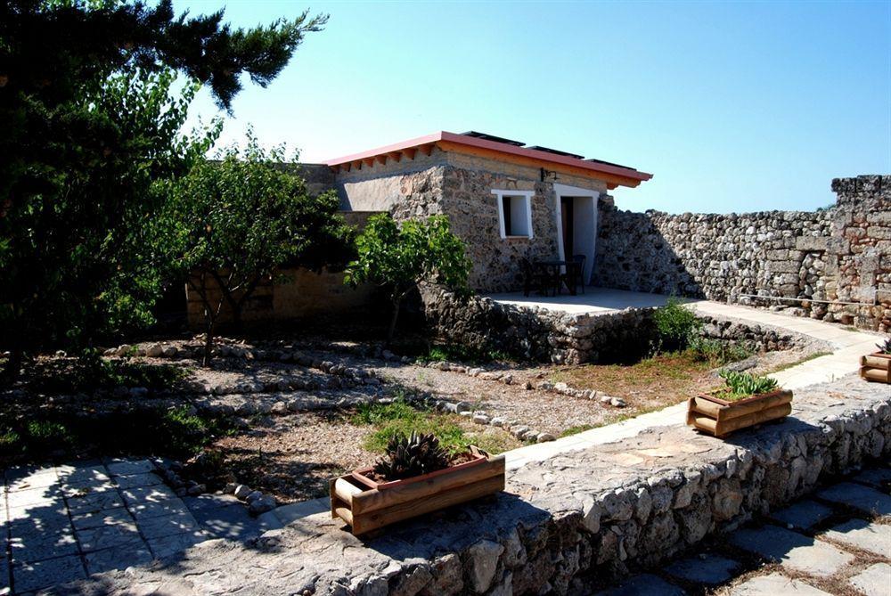 Bio-Agriturismo Masseria La Palombara 살베 외부 사진
